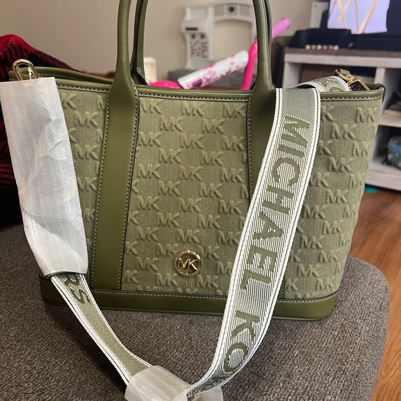 Michael kors Luisa satchel - Picture 2 of 4